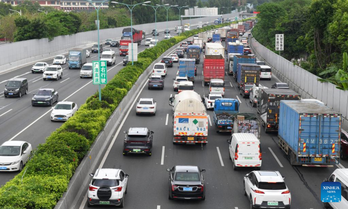 Heavy traffic is pictured on the expressway surrounding the city of Guangzhou, south China's Guangdong Province, April 29, 2023. A travel rush is on as the country ushers in the 5-day Labor Day holiday on Saturday. Photo:Xinhua