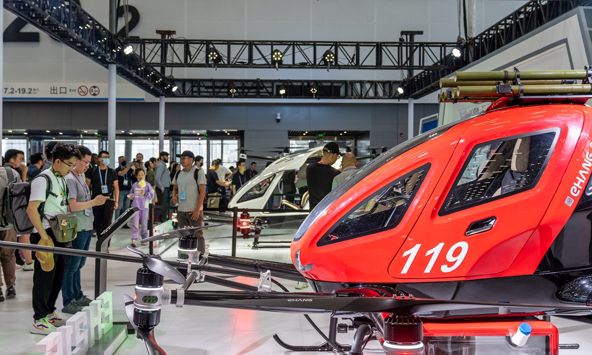 Visitors inspect intelligent electric autonomous aerial vehicles produced by EHang Intelligent Technology Co at the 133rd session of the Canton Fair on April 17, 2023. Photo: Chi Jingyi/ GT