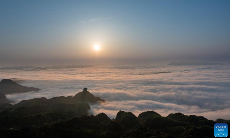 This aerial photo taken on April 19, 2023 shows the scenery of sea of clouds at Jinfo Mountain in Nanchuan District of southwest China's Chongqing.(Photo: Xinhua)