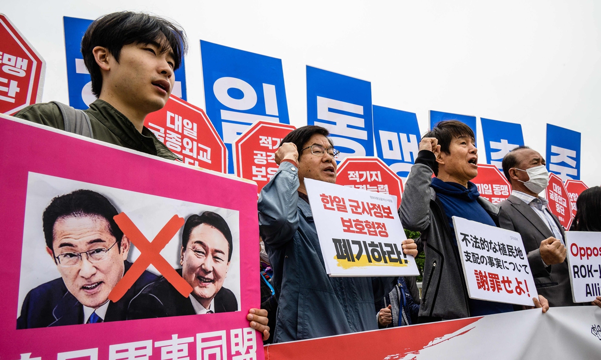 Protesters stage a rally to oppose a visit by Japanese Prime Minister Fumio Kishida in front of the presidential office in Seoul, South Korea, on May 7, 2023. The leaders of South Korea and Japan met on the day for their second summit in less than two months, following a first in Tokyo in March. Photo: VCG