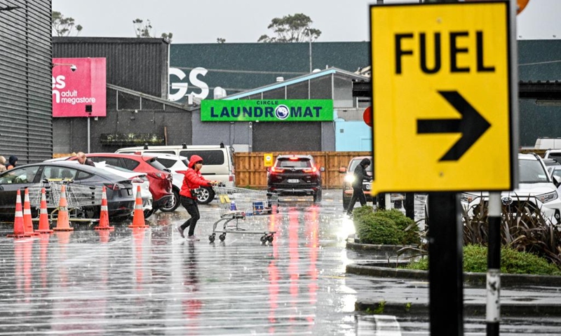 This photo taken on May 9, 2023 shows a supermarket amid heavy rain in Auckland, New Zealand. New Zealand's Auckland declared local state of emergency following floods and torrential downpours on Tuesday.(Photo: Xinhua)