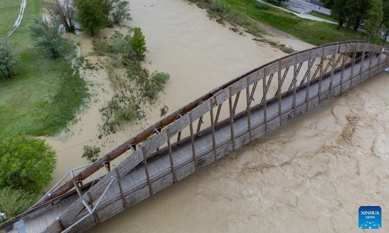Aerial photo taken on May 17, 2023 shows a flooded area in Rimini, Emilia-Romagna region, Italy. At least eight people have died and 12,000 were forced to flee their homes on Tuesday and Wednesday after torrential rainfall caused flash floods in and around Italy's Emilia-Romagna region.(Photo: Xinhua)