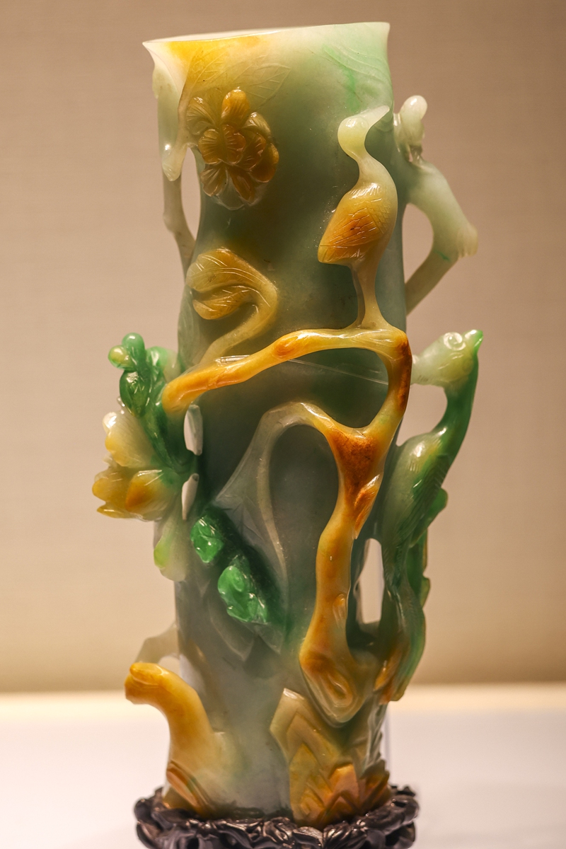 A Qing Dynasty jadeite flower vase at the Palace Museum Photo: VCG