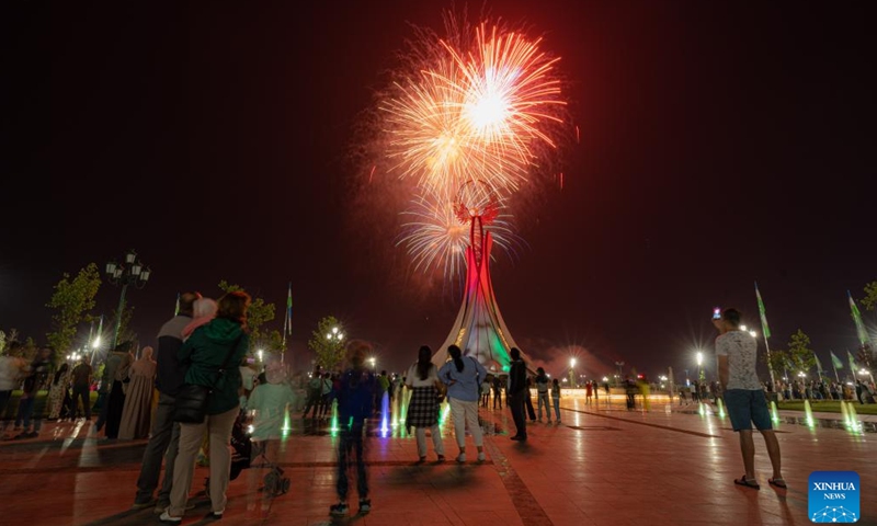 Fireworks are seen during an event marking the Day of Remembrance and Honor in Tashkent, Uzbekistan, May 9, 2023(Photo: Xinhua)