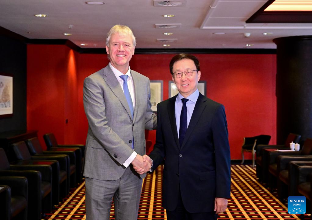 Chinese Vice President Han Zheng meets with the head of Dutch chip equipment company ASML in Noordwijk, the Netherlands, May 11, 2023. At the invitation of the Dutch government, Han visited the Netherlands from Wednesday to Friday. (Xinhua/Yue Yuewei)