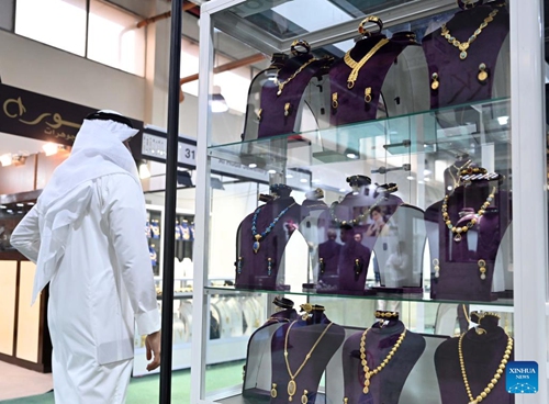 Jewelry is on display at the 19th International Gold and Jewelry Exhibition in Hawalli Governorate, Kuwait, on May 24, 2023. The 19th International Gold and Jewelry Exhibition kicked off here on Wednesday, with the participation of more than 190 local and international companies.(Photo: Xinhua)