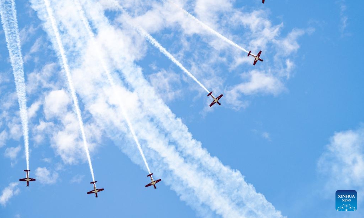 An aerobatic team performs during the air show at the 16th Edition of Langkawi International Maritime and Aerospace Exhibition (LIMA 2023) in Langkawi, Malaysia, May 23, 2023. (Xinhua/Zhu Wei)