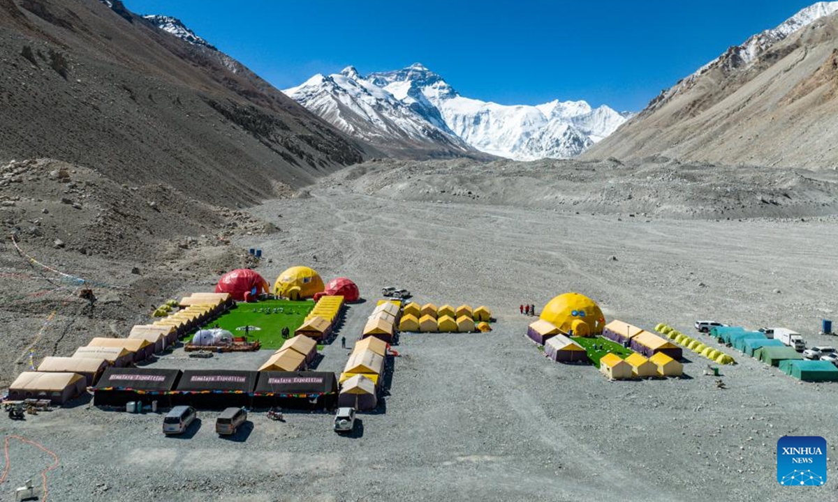 This aerial photo taken on May 9, 2023 shows the mountaineering base camp in the Qomolangma National Nature Reserve in southwest China's Tibet Autonomous Region. (Xinhua/Sun Fei)




