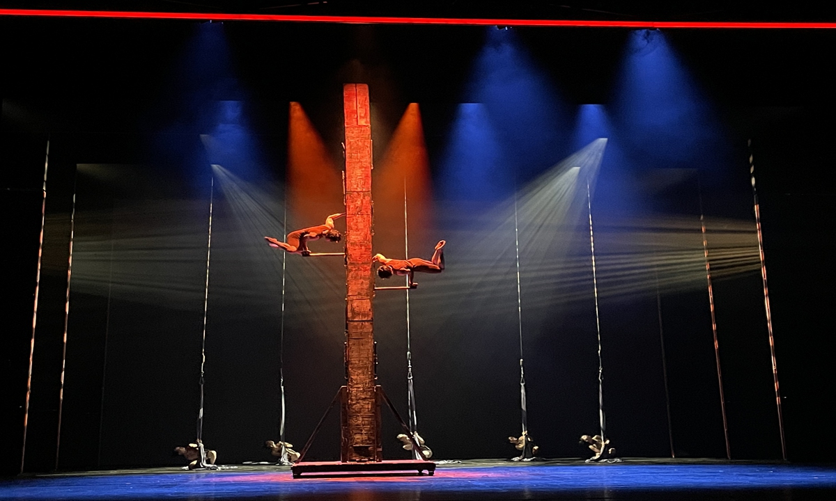A wonderful acrobatic show performed by Hunan Acrobatic Art Theatre Photo: Hou Xiangjun/Global Times