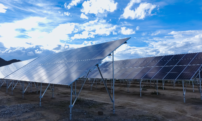 The photo taken on September 11, 2020 shows photovoltaic solar panels in Xigaze, Southwest China's Xizang Autonomous Region. Photo: VCG