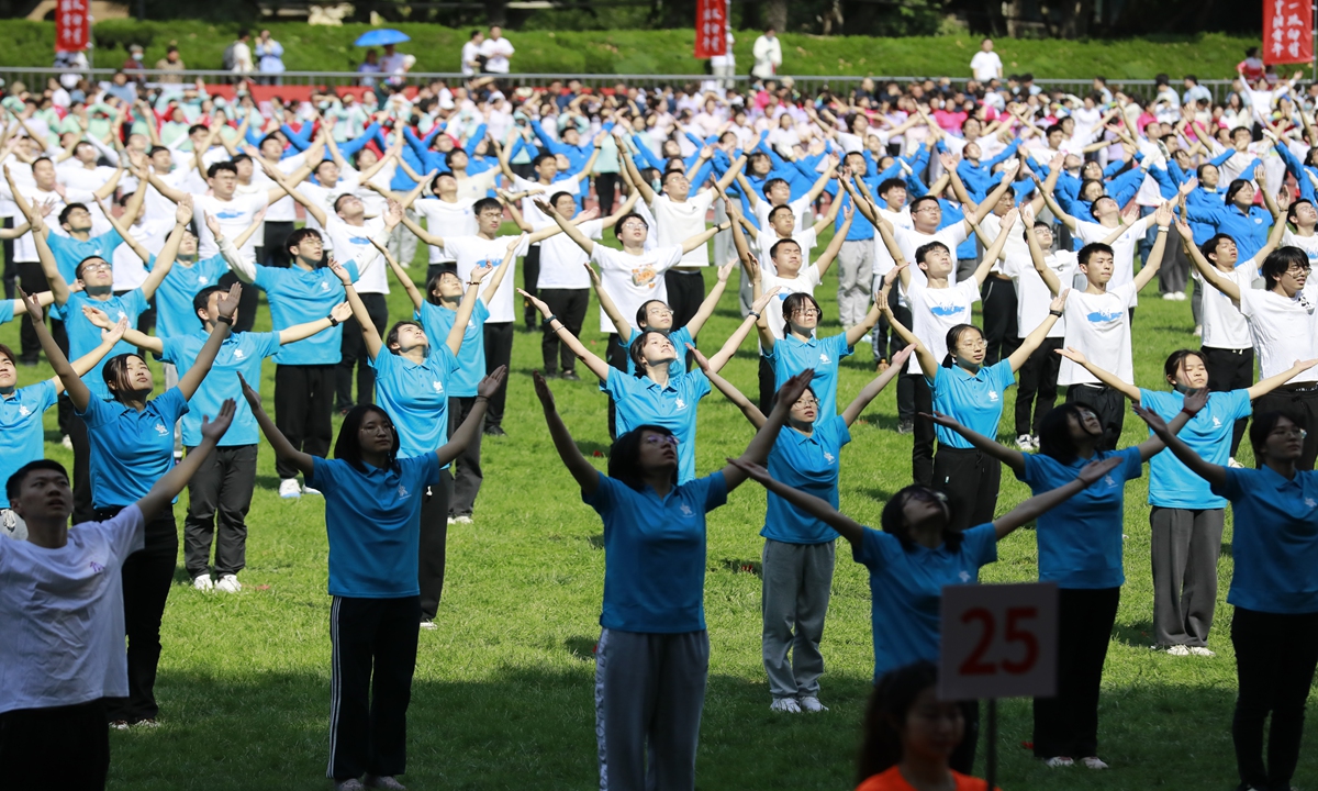 College students from Xi'an, Northwest China's Shaanxi Province practice gymnastics on May 12, 2023. Photo: VCG