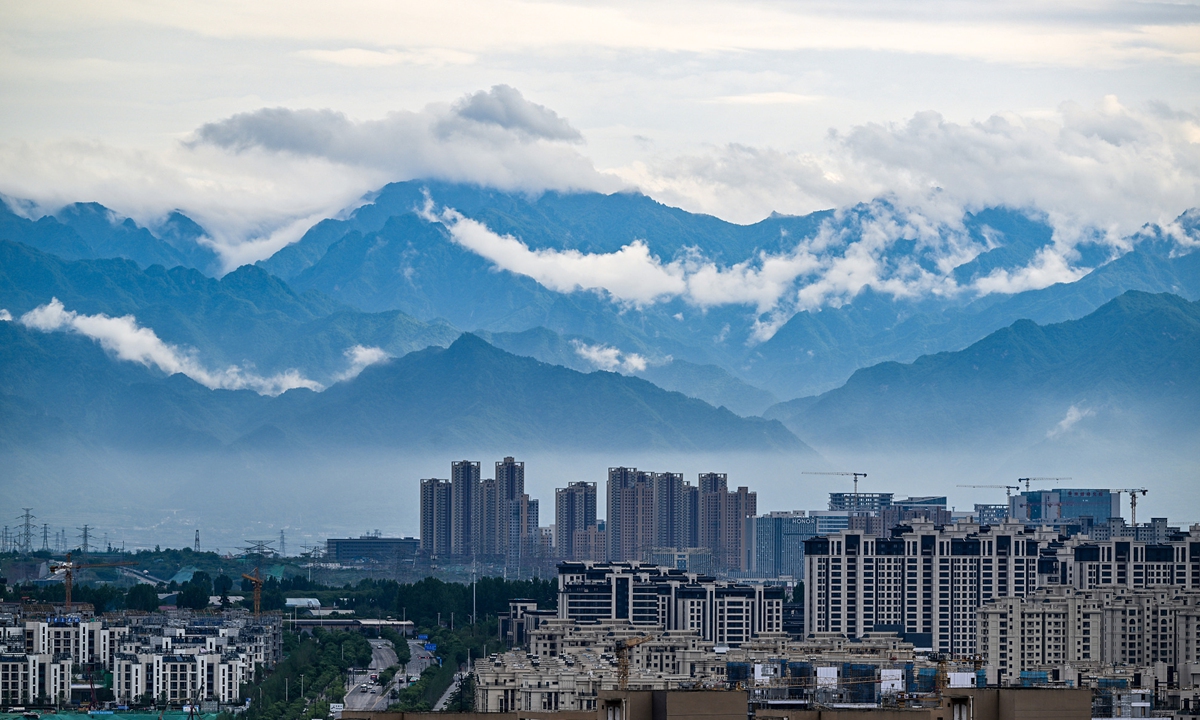 The city of Xi'an, Northwest China's Shaanxi Province enjoy good air after rain on May 23, 2023. Photo: VCG