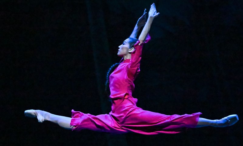 photo： courtesy of national ballet of china