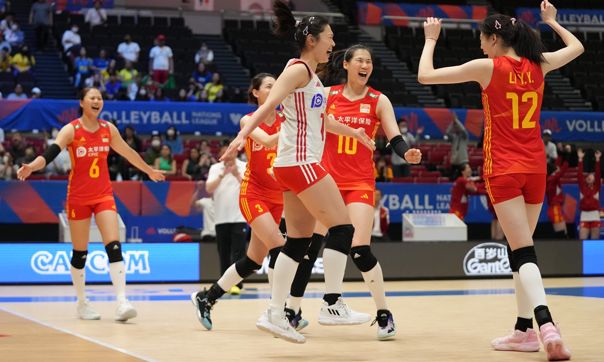 Chinese players celebrate a 3-2 victory over Brazil in their opening match at the FIVB Women's Volleyball Nations League in Nagoya, Japan on May 31, 2023. China will take on Germany on Friday. Photo: Xinhua