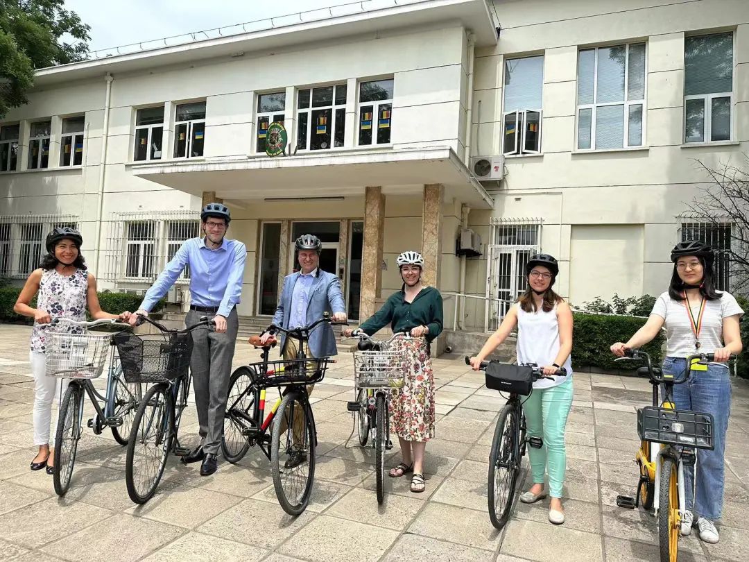 Colleagues at the Belgian Embassy in Beijing on a bike ride Photo: Courtesy of Belgian Embassy in Beijing