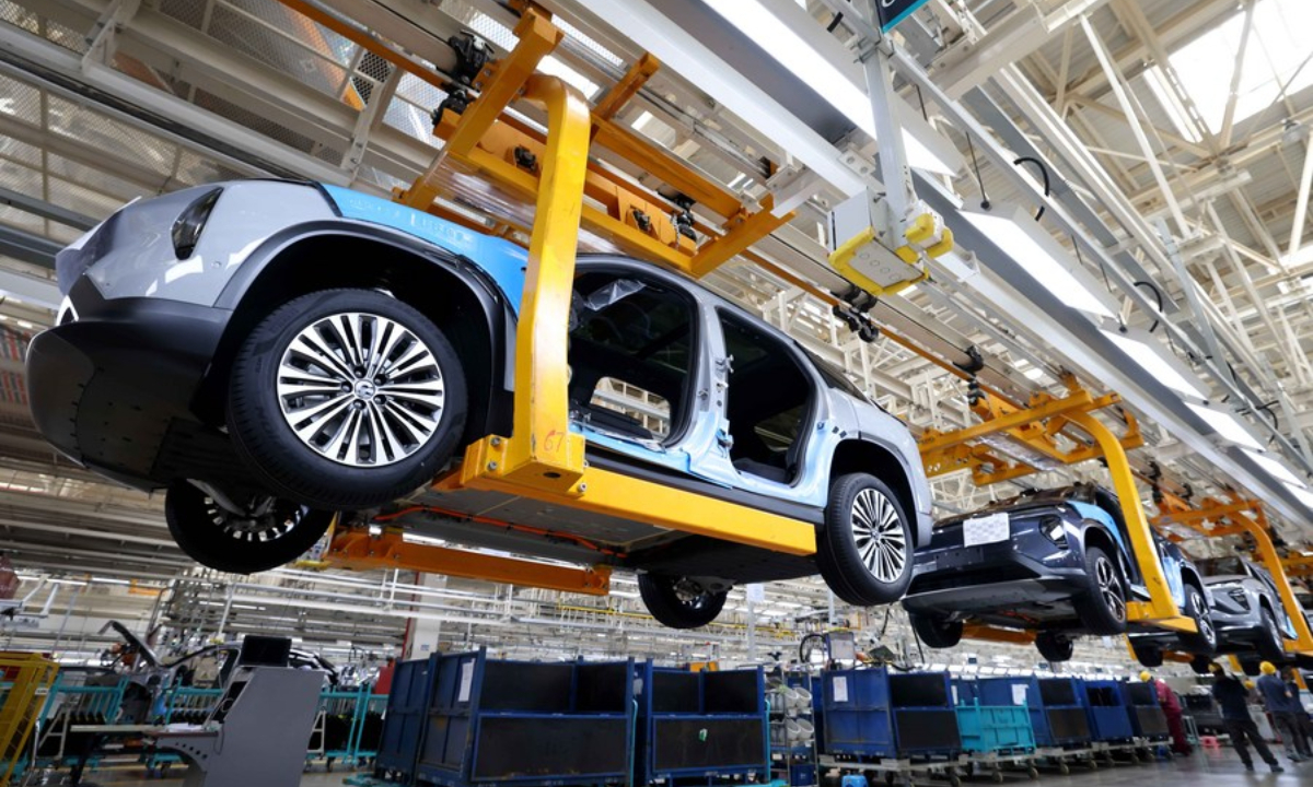 Photo taken on Aug 28, 2022, shows a complete vehicle production line at a new energy vehicle factory in Hefei, east China's Anhui Province. Photo:Xinhua