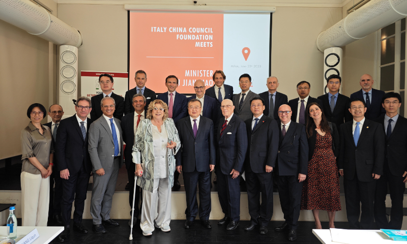 Liu Jianchao, head of the International Department of the Communist Party of China (CPC) Central Committee meets  Italian business community in Milan on June 25, 2023. Photo: IDCPC