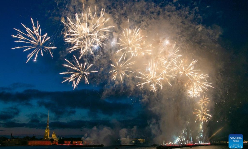 This photo taken on June 25, 2023 shows fireworks during the Scarlet Sails festival in St. Petersburg, Russia. The Scarlet Sails festival, commemorating school graduation for students, is held in St. Petersburg annually at the end of June.(Photo: Xinhua)