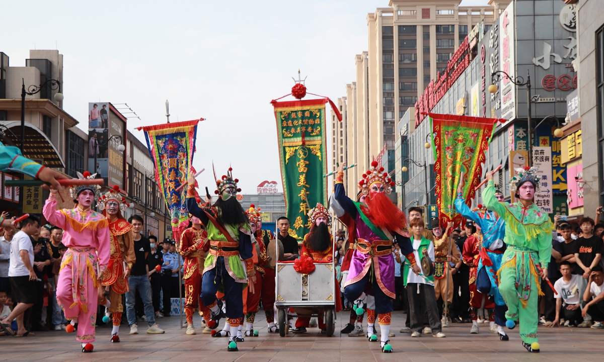Yingge dancers perform in Jiexi county, Guangdong Province. Photo: Courtesy of Deng Yao