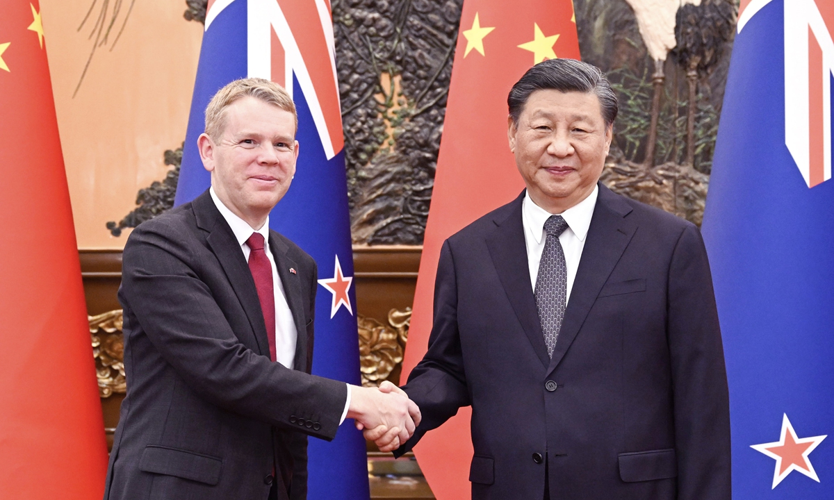 Chinese President Xi Jinping (right) meets with visiting Prime Minister of New Zealand Chris Hipkins in Beijing on June 27, 2023. Photo: Xinhua