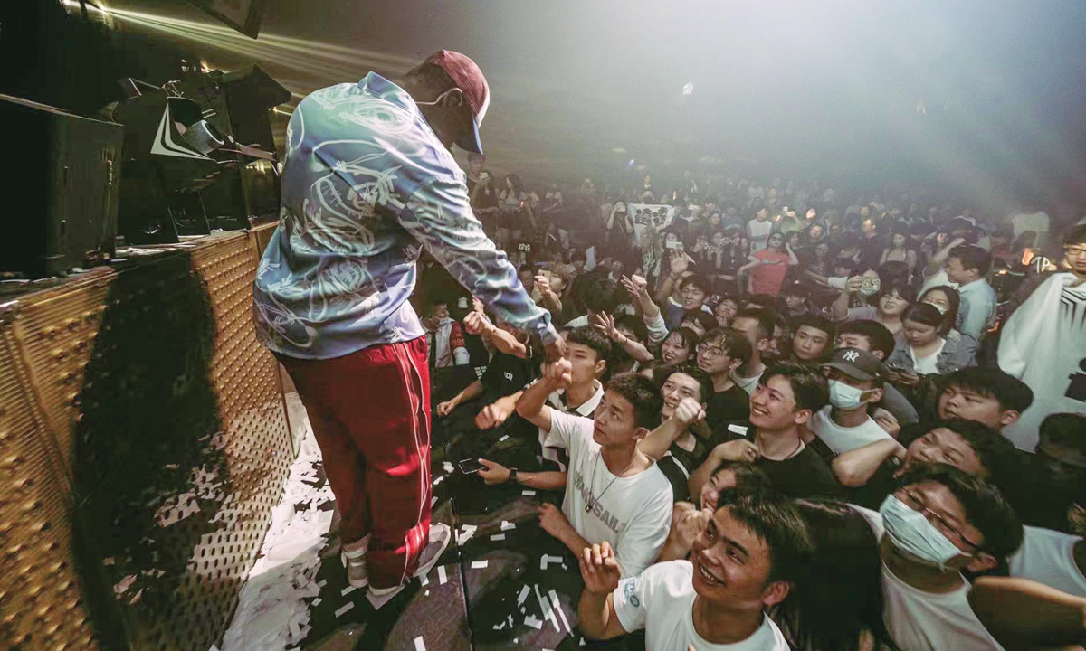 Asare-Yeboah performs on stage in Wuhan, Central China's Hubei Province in July 2022. Photo: Courtesy of Asare-Yeboah