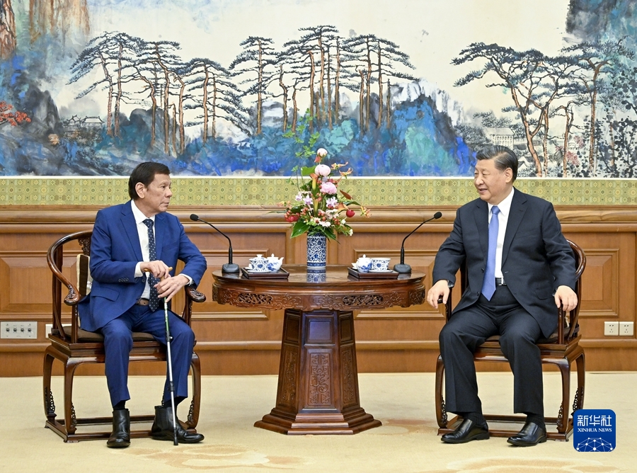 Chinese President Xi Jinping meets with former Philippine president Rodrigo Duterte at the Diaoyutai State Guesthouse in Beijing on July 17, 2023. Photo: Xinhua 