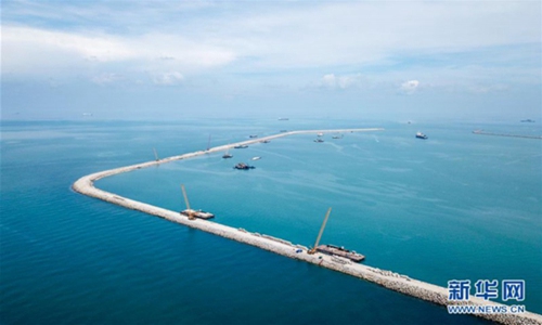 Photo taken on April 28, 2018 shows the construction site of the Kuantan Port New Deep Water Terminal in Malaysia. To coordinate the development of the Malaysia-China Kuantan Industrial Park and improve logistics services, the Guangxi Beibu Gulf Port Group funded the MCKIP and cooperated with the Malaysian government to upgrade Kuantan Port. Photo: Xinhua