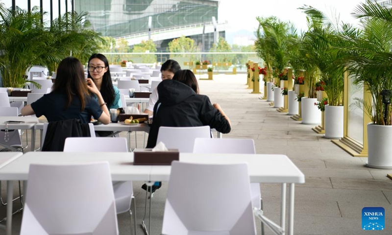 Photo taken on July 14, 2023, shows the dining area in the Main Media Center for Chengdu Universiade in Chengdu, capital of southwest China's Sichuan Province. The Main Media Center (MMC) for the 31st FISU Summer World University Games in Chengdu located near the Dong'an Lake Sports Park where the Games' opening ceremony will take place. The MMC includes the Main Press Center (MPC) and International Broadcasting Center (IBC) and will be fully operational as of July 25. (Xinhua/Xu Bingjie)