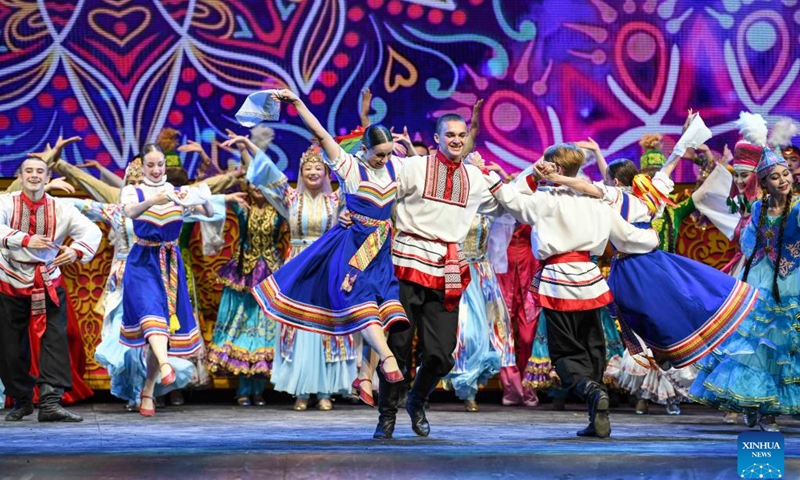 Russian actors perform during the opening ceremony of the 6th China Xinjiang International Dance Festival in Urumqi, northwest China's Xinjiang Uygur Autonomous Region, July 20, 2023. An international dance festival opened Thursday in Urumqi, the capital of northwest China's Xinjiang Uygur Autonomous Region, attracting artists to showcase their dances in an international arena.(Photo: Xinhua)