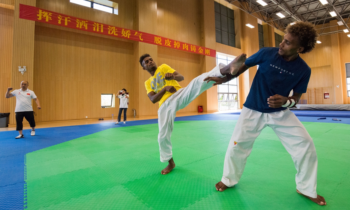 Solomon Islands taekwondo athletes spar on July 16, 2023. Photo: Chen Tao/GT