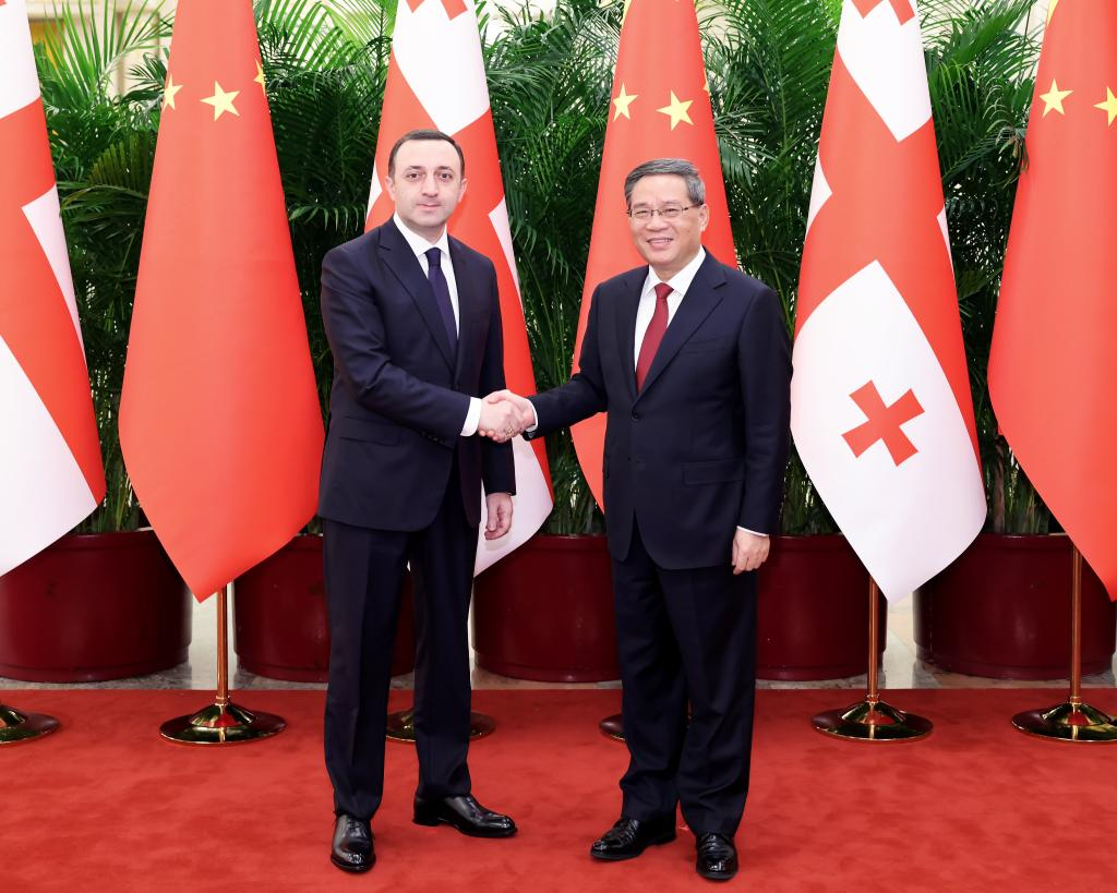 Chinese Premier Li Qiang meets with visiting Georgian Prime Minister Irakli Garibashvili, who attended the opening ceremony of the 31st summer edition of the FISU World University Games, at the Great Hall of the People in Beijing, capital of China, July 31, 2023. Photo: Xinhua