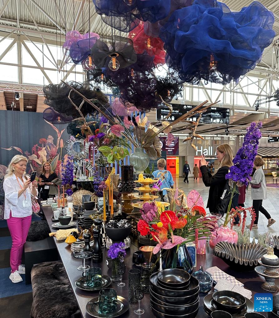 People visit the Nordic Interior Design Exhibition Formex 2023 fall series in Stockholm, Sweden, on Aug. 22, 2023.(Photo: Xinhua)