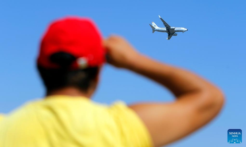An airplane performs during the 2023 Bucharest International Air Show & General Aviation Exhibition in Bucharest, Romania, Aug. 26, 2023. Photo: Xinhua