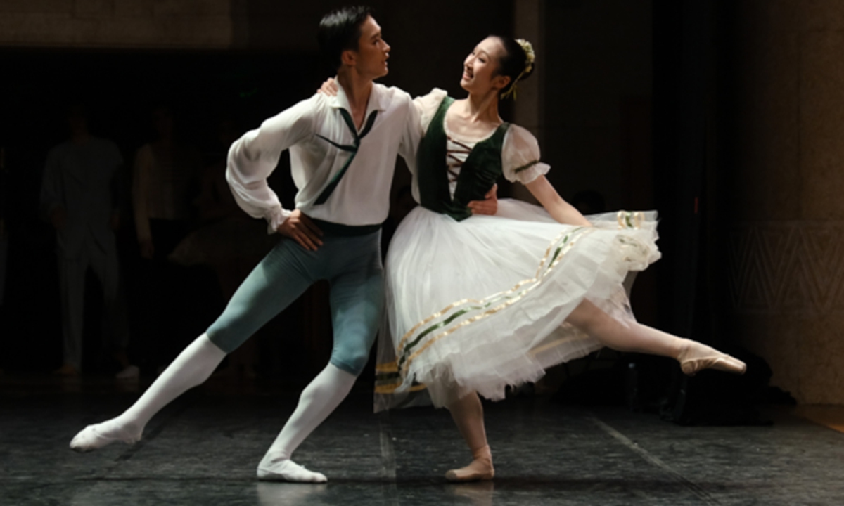 Dancers perform ballet at the festival Photo: Courtesy of National Ballet of China