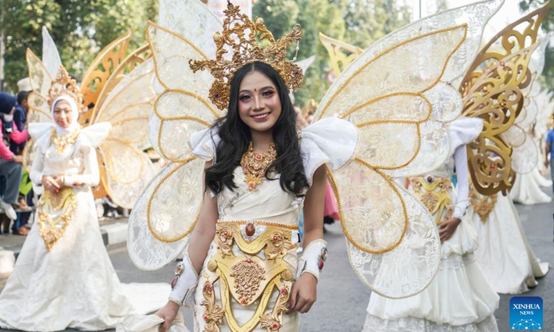 A performer participates in West Java Carnival in Bandung, West Java, Indonesia on Sept. 3, 2023. West Java Carnival aims to boost local tourism and cultural fusion.(Photo: Xinhua)