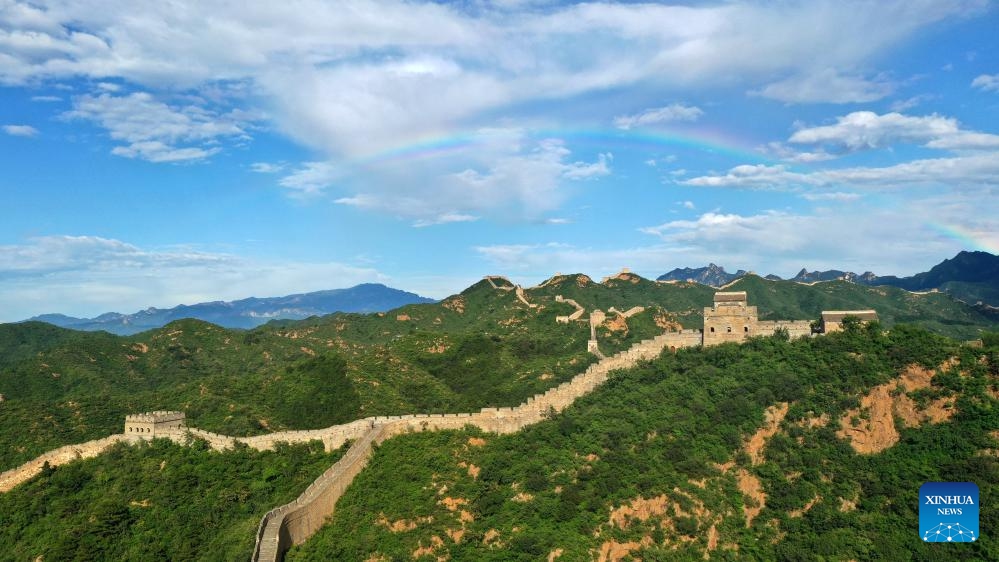 This aerial photo taken on Aug. 31, 2023 shows a view of the Jinshanling section of the Great Wall in Luanping County, north China's Hebei Province.(Photo: Xinhua)