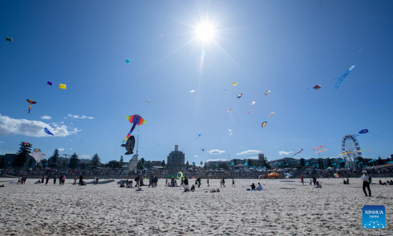 People fly kites at Bondi Beach in Sydney, Australia, Sept. 10, 2023. Kite lovers flocked to Sydney's famous Bondi Beach on Sunday for Australia's annual kite festival, the Festival of the Winds. (Photo by Hu Jingchen/Xinhua)