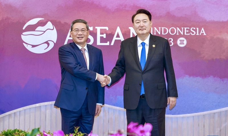 Chinese Premier Li Qiang met with South Korean President Yoon Suk-yeol on the sidelines of the leaders' meetings on East Asia cooperation held in Jakarta, Indonesia, on September 7, 2023. Photo: Xinhua