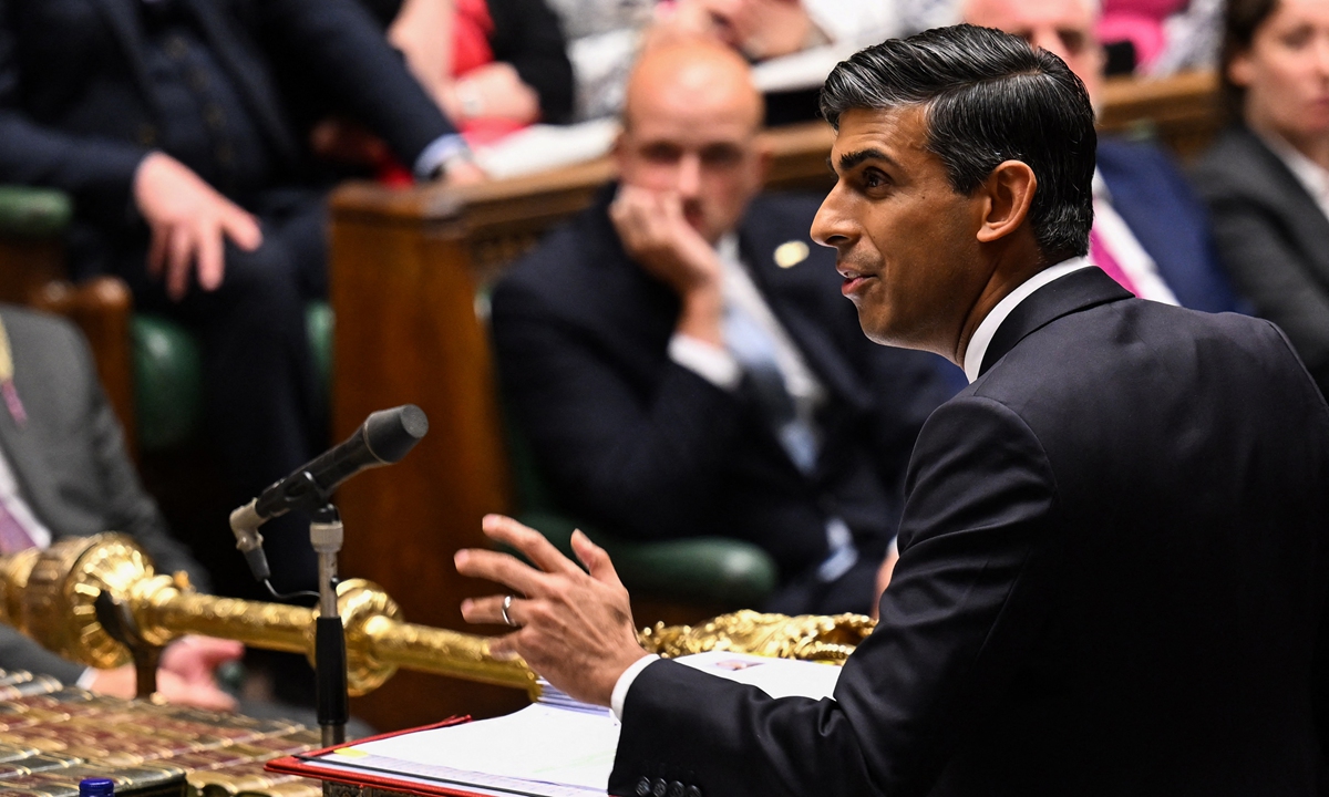 A handout photograph released by the UK Parliament shows Britain's Prime Minister Rishi Sunak speaking during Prime Minister's Questions (PMQs), in the House of Commons, in London, on September 13, 2023.Photo: AFP
