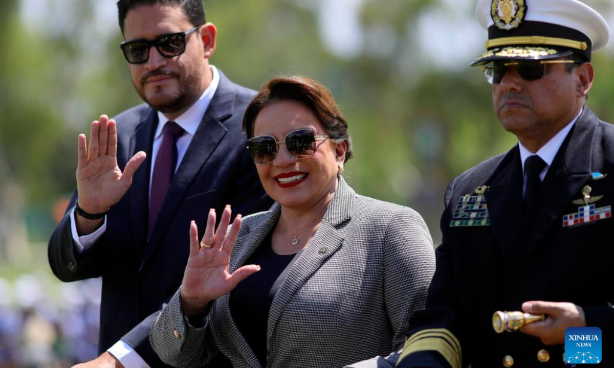 President of the Republic of Honduras Iris Xiomara Castro Sarmiento (C) attends a celebration for the Honduran Soldier's Day in Tegucigalpa, Honduras, Oct 3, 2023. Photo:Xinhua