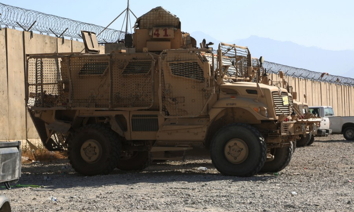 Photo taken on July 8, 2021 shows a military vehicle abandoned by US forces at the Bagram Airfield base after all US and NATO forces evacuated in Parwan province, eastern Afghanistan. Photo:Xinhua