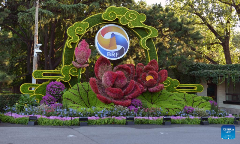 This photo taken on Oct. 14, 2023 shows a floral decoration for the third Belt and Road Forum for International Cooperation (BRF) near Diaoyutai State Guesthouse in Beijing, capital of China. The BRF will be held from Oct. 17 to 18 in Beijing. (Xinhua/Ren Chao)