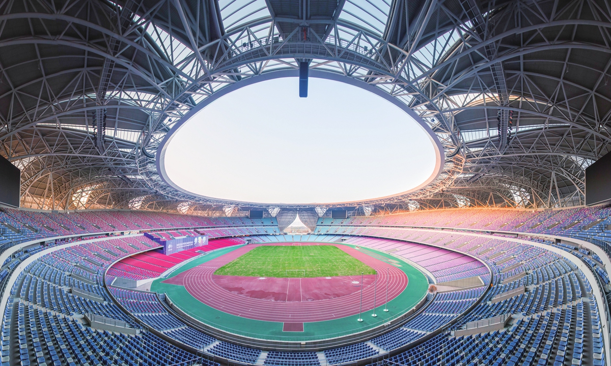 The Hangzhou Olympic Sports Center Stadium, the main venue of the Hangzhou Asian Games Photo: VCG