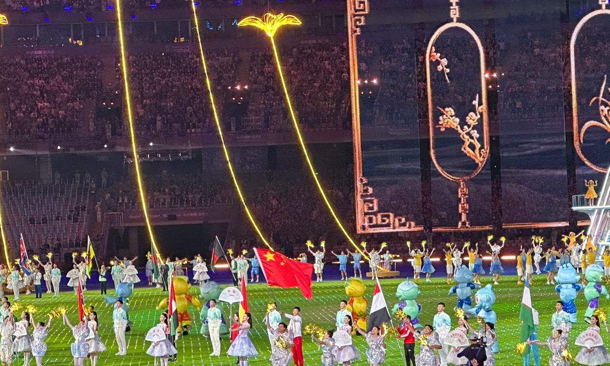 Artists perform during the closing ceremony of the 19th Asian Games at the Hangzhou Olympic Sports Center Stadium in Hangzhou, East China's Zhejiang Province, on October 8, 2023. Photo: Lin Xiaoyi/GT