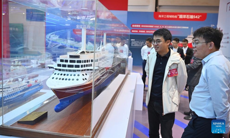 People visit an exhibition of the World Marine Equipment Conference 2023 in Fuzhou, southeast China's Fujian Province, Oct. 12, 2023.
The World Marine Equipment Conference 2023 kicked off Thursday in Fuzhou, east China's Fujian Province, aiming to pool wisdom for fields including technological innovation, equipment manufacturing, and industrial cooperation. (Photo: Xinhua)