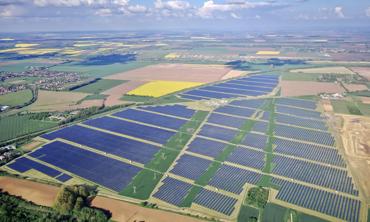 The Kaposvar solar power plant in Hungary Photo: Courtesy of China National Machinery Import & Export Corporation 