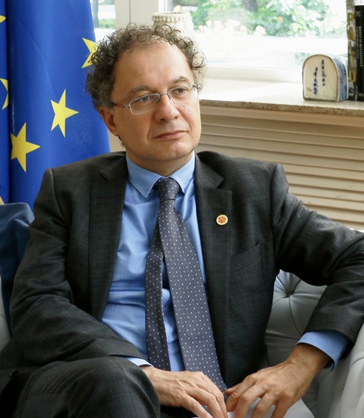 Michele Geraci (Geraci), former undersecretary of state at the Italian Ministry of Economic Development 