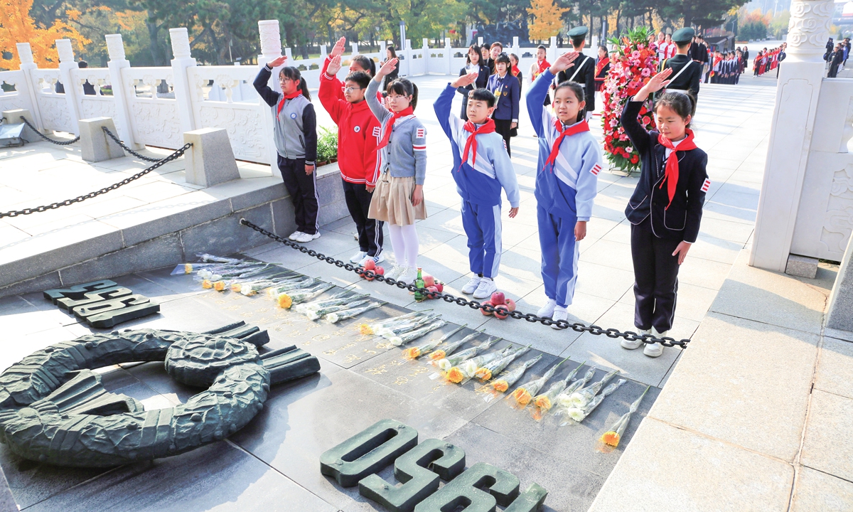 Local residents and students lay flowers at the Chinese People's Volunteers (CPV) martyrs cemetery in Shenyang, Northeast China's Liaoning Province, on October 25, 2023, to mark the 73rd anniversary of the beginning of the War to Resist US Aggression and Aid Korea. Photo: VCG