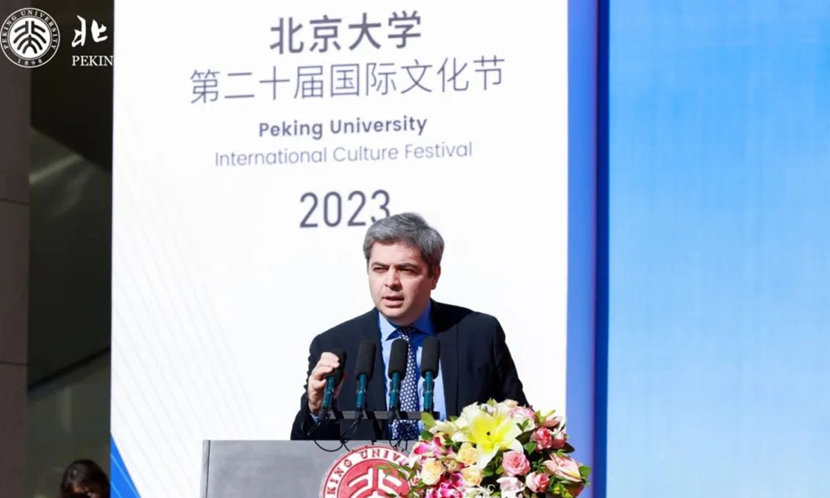 Georgian Ambassador to China Archil Kalandia gives a speech at the International Cultural Festival. Photo: Courtesy of the Georgian Embassy in China 