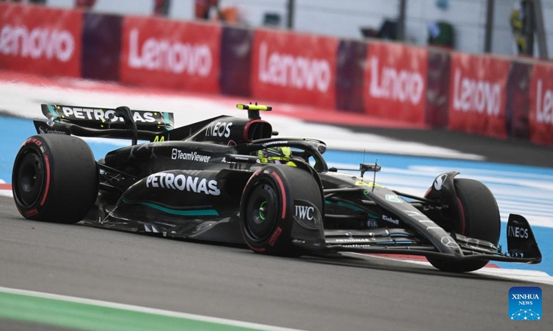 Mercedes' Lewis Hamilton of Britain competes during a practice session of the 2023 Formula One Mexico City Grand Prix at the Hermanos Rodriguez Circuit in Mexico City, Mexico, Oct. 27, 2023. (Photo: Xinhua)
